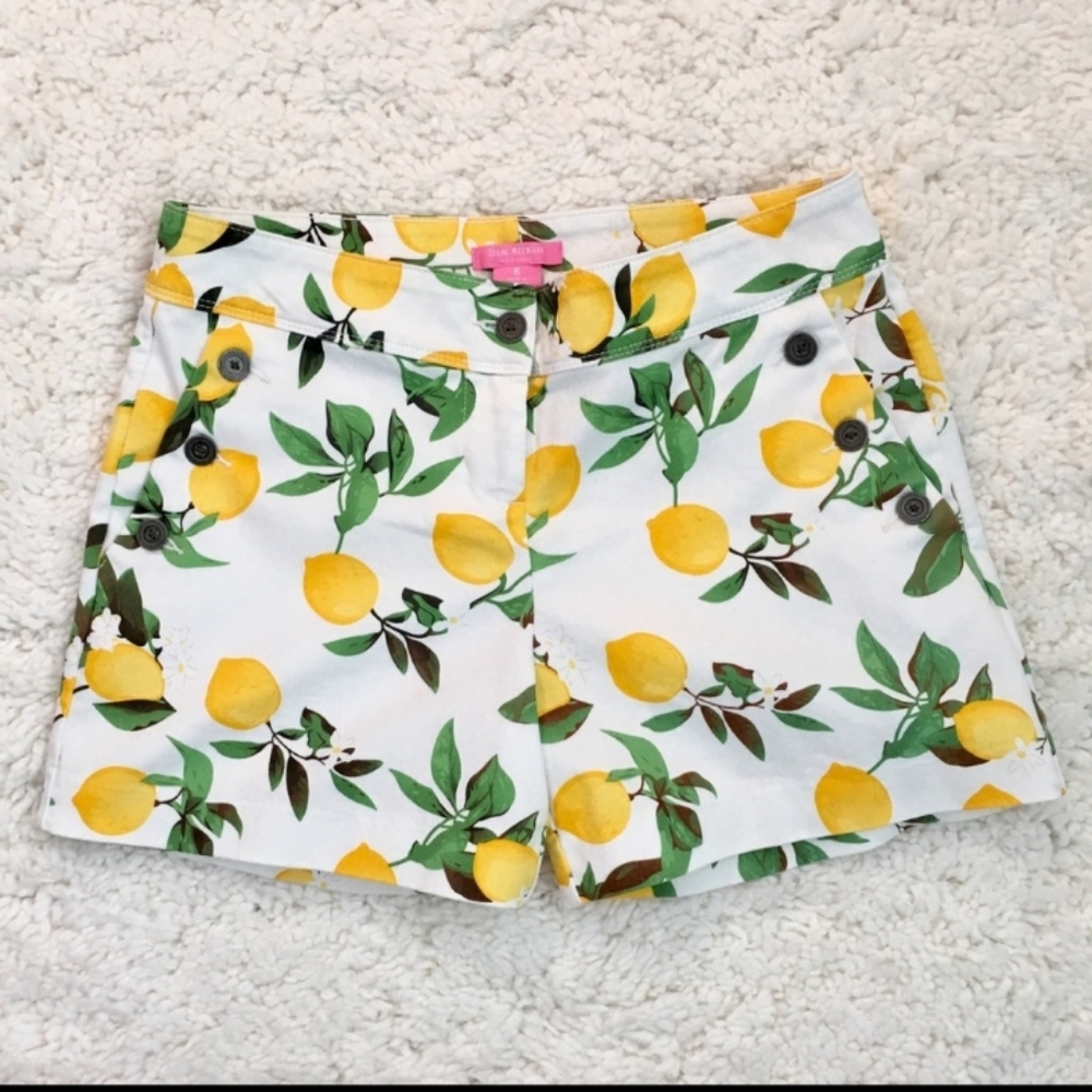Isaac Mizrahi Lemon Print Tailored Shorts
